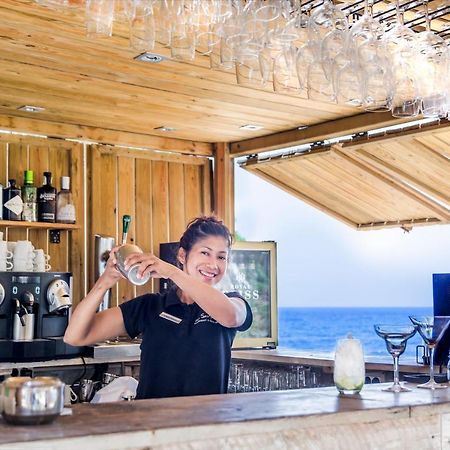 Отель Catalonia Royal Ses Estaques-Adults Only Санта-Эулалия-дель-Рио Экстерьер фото
