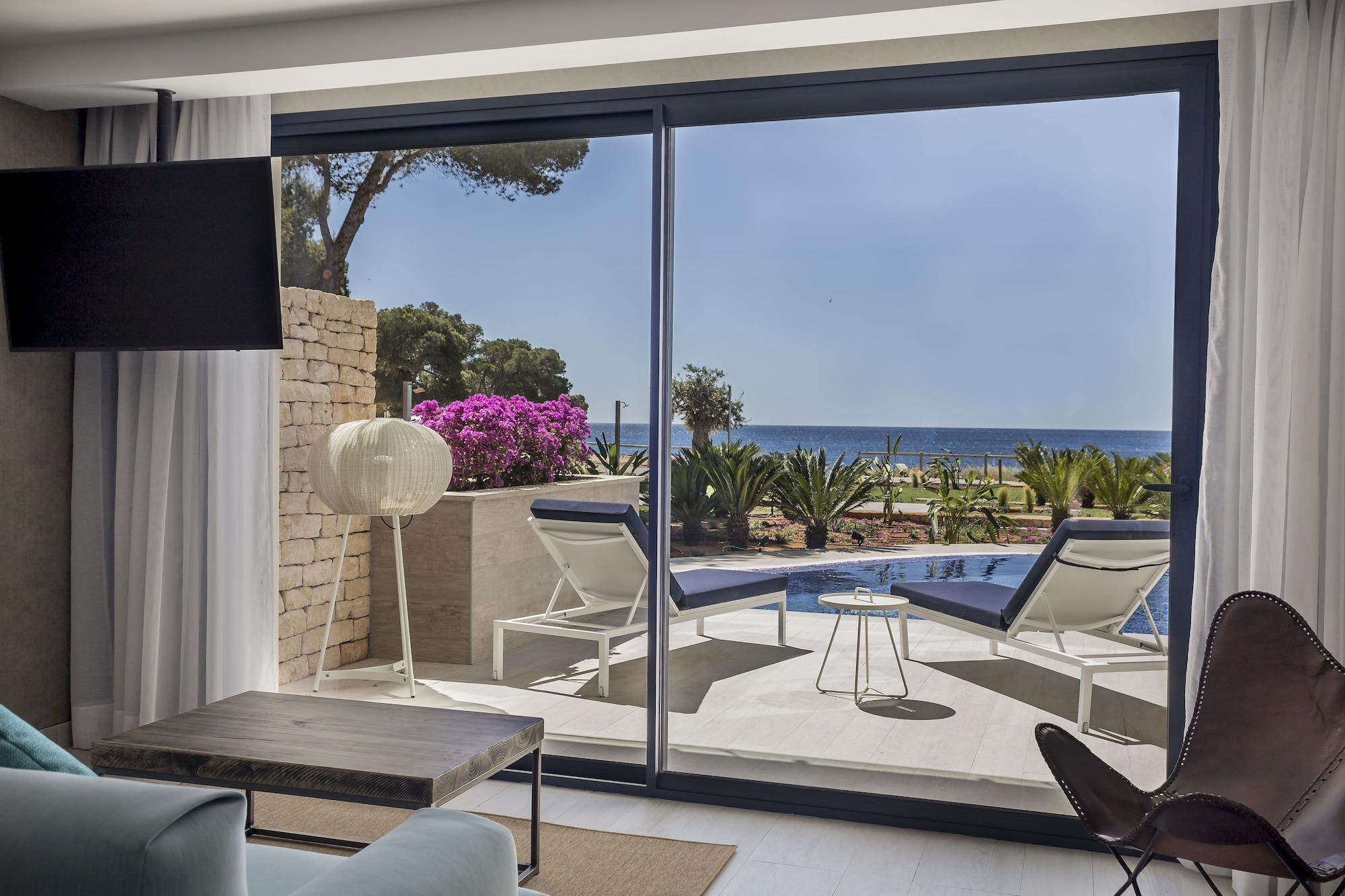 Отель Catalonia Royal Ses Estaques-Adults Only Санта-Эулалия-дель-Рио Экстерьер фото