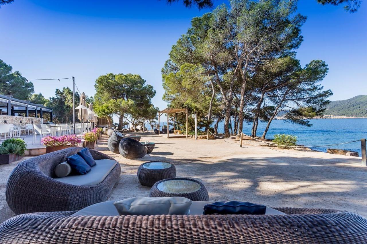 Отель Catalonia Royal Ses Estaques-Adults Only Санта-Эулалия-дель-Рио Экстерьер фото