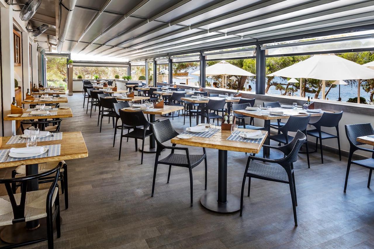 Отель Catalonia Royal Ses Estaques-Adults Only Санта-Эулалия-дель-Рио Экстерьер фото