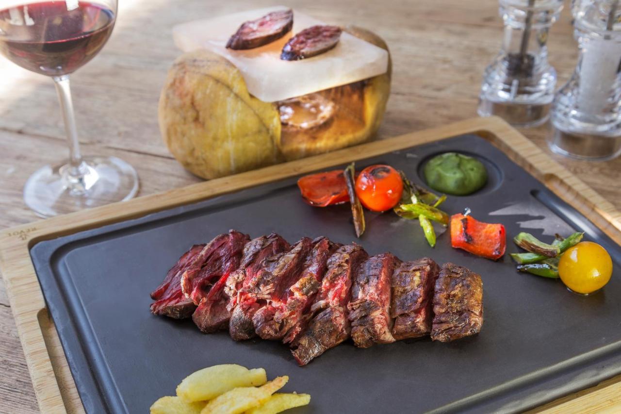 Отель Catalonia Royal Ses Estaques-Adults Only Санта-Эулалия-дель-Рио Экстерьер фото