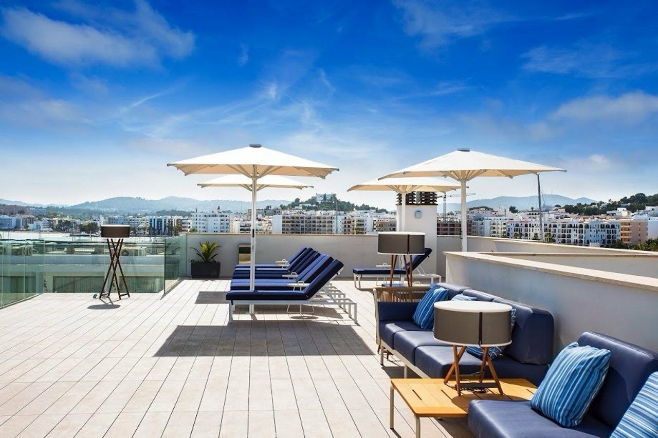 Отель Catalonia Royal Ses Estaques-Adults Only Санта-Эулалия-дель-Рио Экстерьер фото